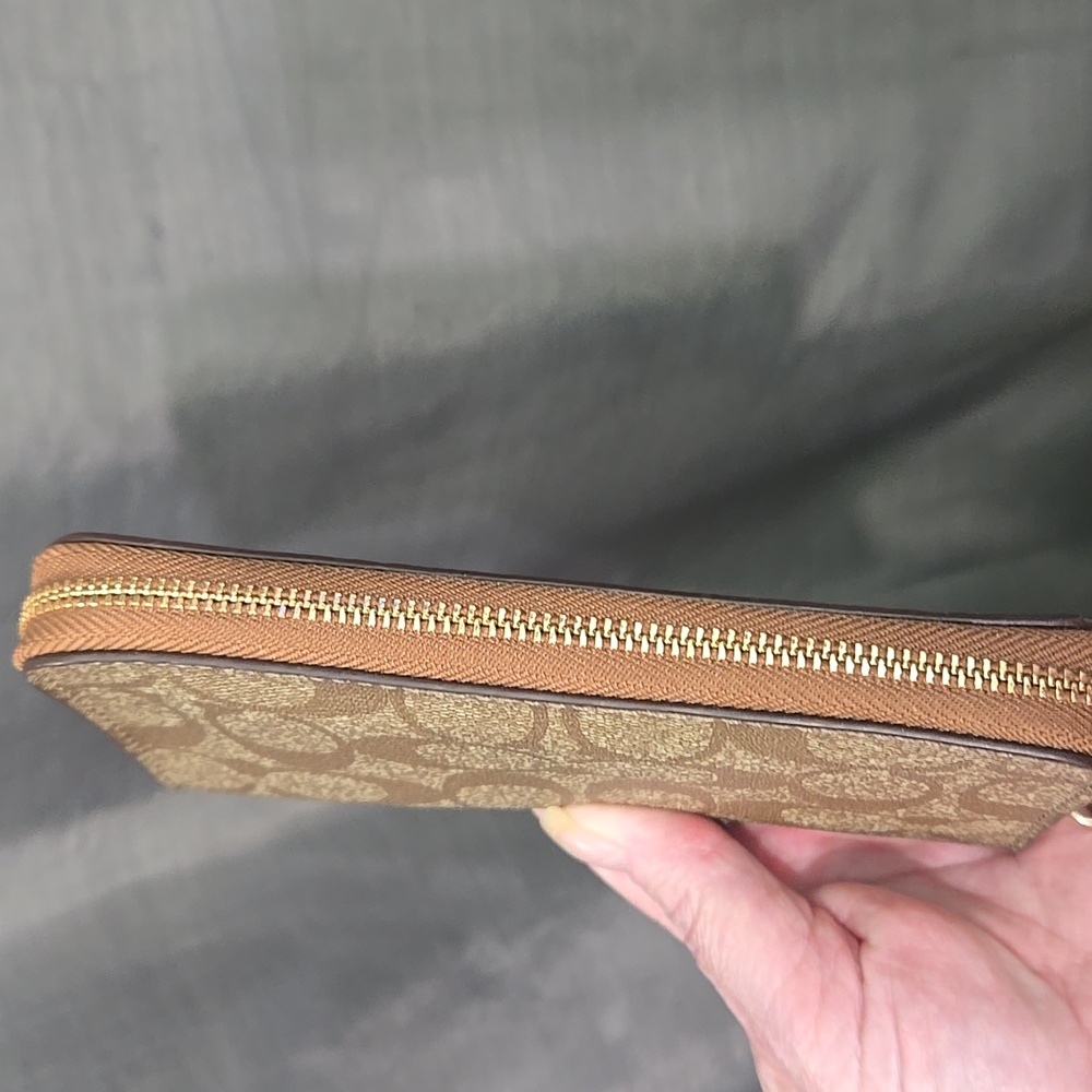Coach Tan/Brown Signature Zip Wallet Wristlet - Picture 13 of 16
